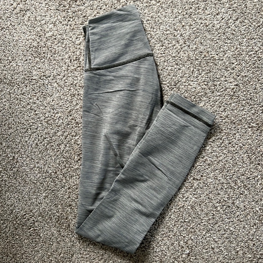 Lululemon Wunder Under 25" Luxtreme Leggings